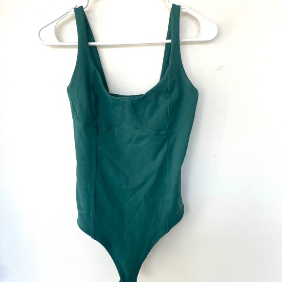 Abercrombie Bodysuit - Picture 1 of 2